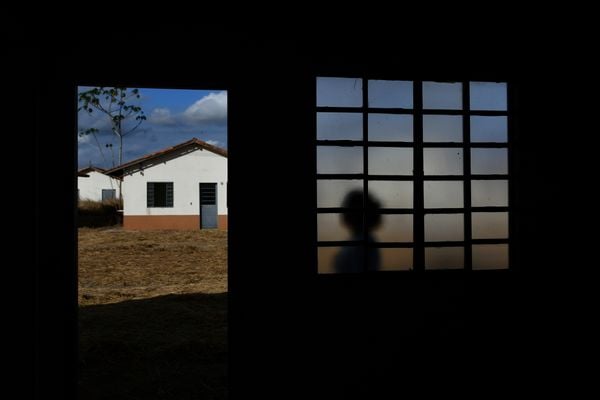 Casas do condomínio Mata do Cacau do programa Minha Casa Minha Vida em Linhares por Fernando Madeira