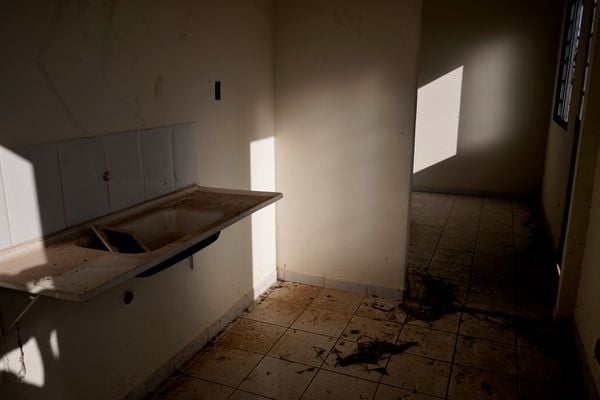 Casas do condomínio Mata do Cacau do programa Minha Casa Minha Vida em Linhares por Fernando Madeira
