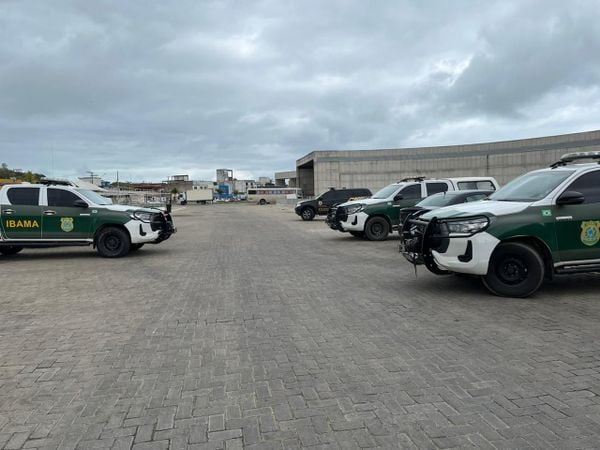 Operação do Ibama mira barcos pesqueiros em Itapemirim
