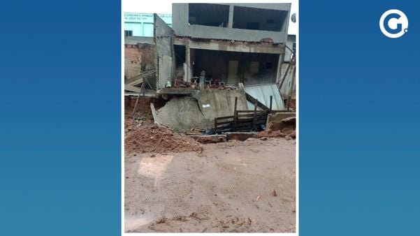 Varanda de casa caiu em Aracruz