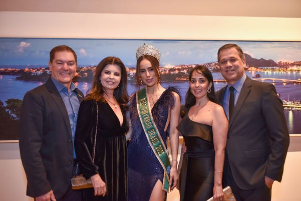 Carlos e Corina Moschen, Mia Mamede e Karina e Fabiano Pereira