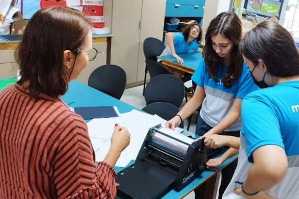 Na Escola Monteiro, em Vitória, projetos permitem aos alunos aprender na prática  por Escola Monteiro/Divulgação