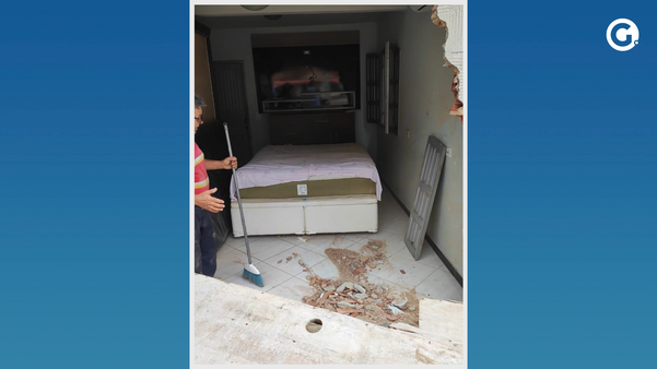 Carro atinge muro de casa e duas pessoas morrem em Pancas