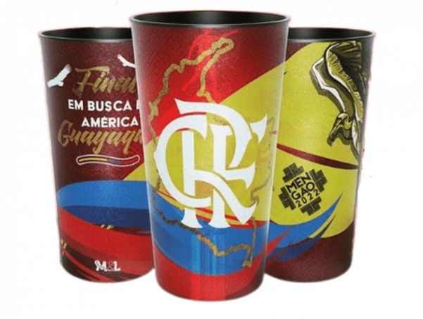 Flamengo erra mapa do país da final da Libertadores em copo comemorativo