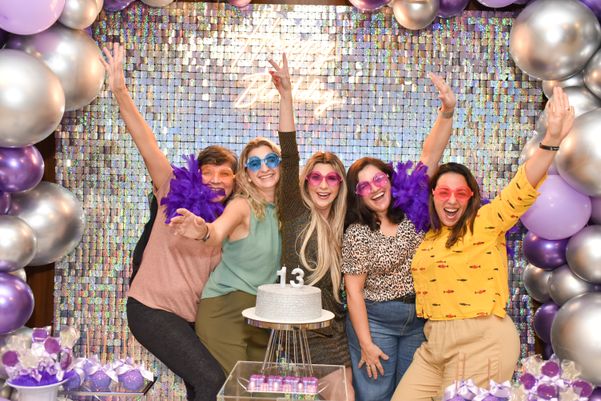 Heloísa Bovolato, Simone Avance, Andréa Primo, Luciana Contti e Juliana Nunes
