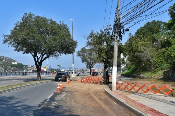 Rompimento de adutora alagou trecho da Avenida Beira-Mar próximo ao Saldanha por Fernando Madeira
