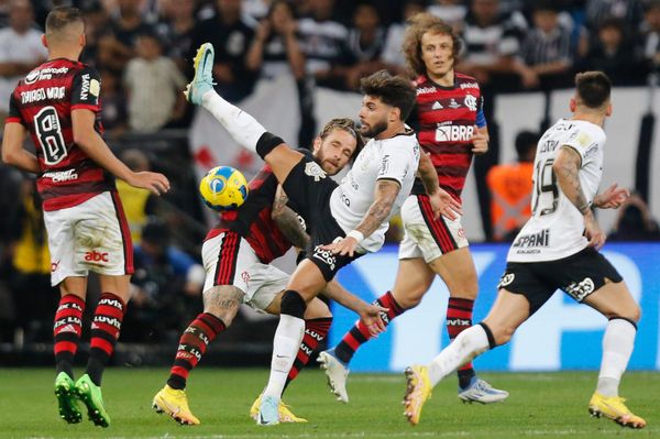 Corinthians e Flamengo ficaram no 0 a 0 no jogo de ida da final da Copa do Brasil