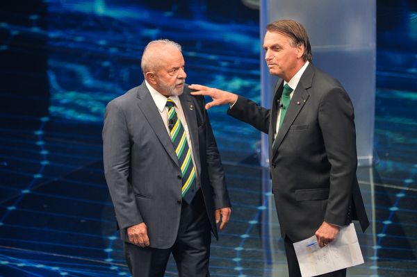 Os candidatos à Presidência Lula (PT) e Jair  Bolsonaro (PL) participam do debate na Band neste domingo (16) 