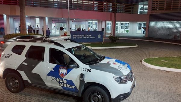 Bandidos trocaram tiros com vigia do Hospital Jayme dos Santos Neves, na Serra
