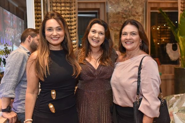 Andreia Biccas, Cledina Freire e Nelma Freire por Mônica Zorzanelli