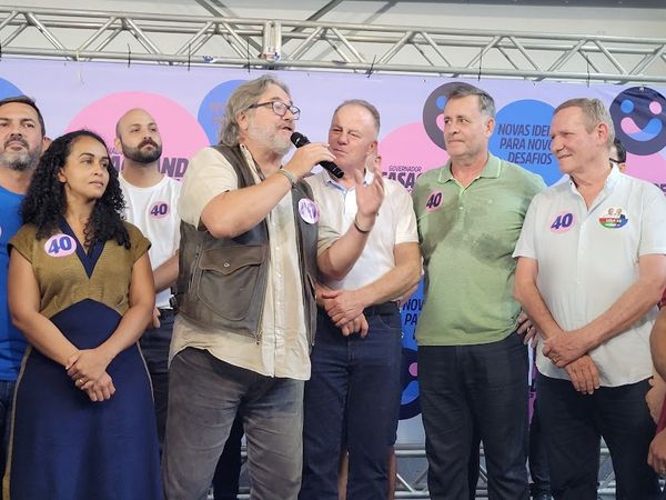 Capitã Estéfane, Luiz Paulo Vellozo Lucas, Renato Casagrande, Luciano Rezende e João Coser