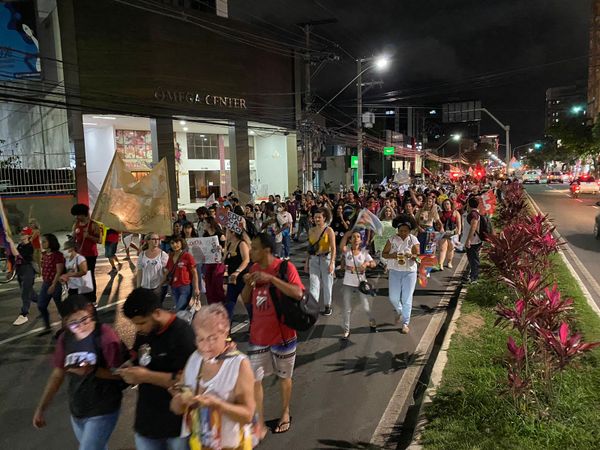 Manifestantes na Reta da Penha, em Vitória. por Gedyson Viana