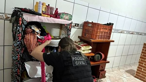 Polícia Civil cumpre mandado de busca e apreensão na casa de Matheus Santos Carvalho, o 'Chinfra'
