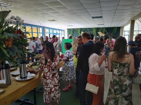 Os participantes do evento foram recebidos com um delicioso café da manhã do buffet Leve Me por Lara Mireny