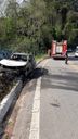 Acidente com carro deixa rodovia interditada em Alegre(3° BPMES)