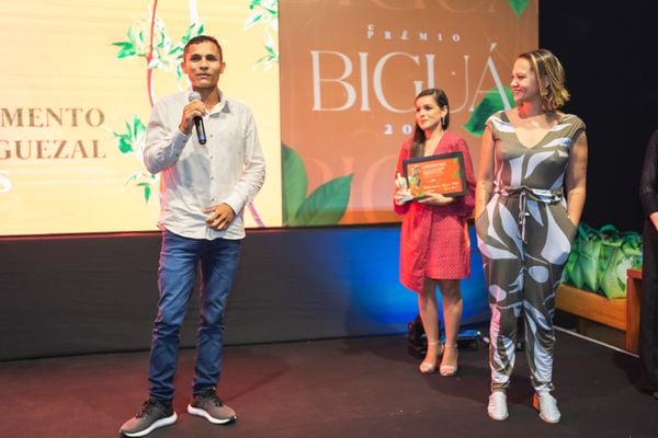 Diego agradece pela premiação