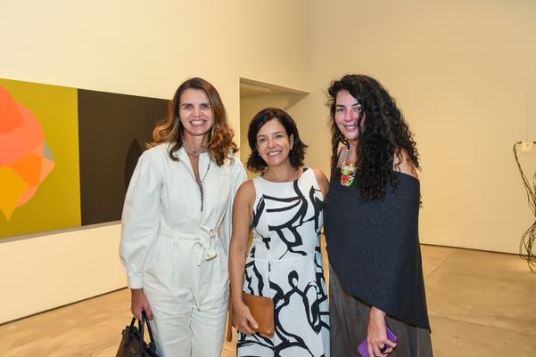 Exposição "Biomas" das artistas Gisele Camargo e Adriana Vignoli 