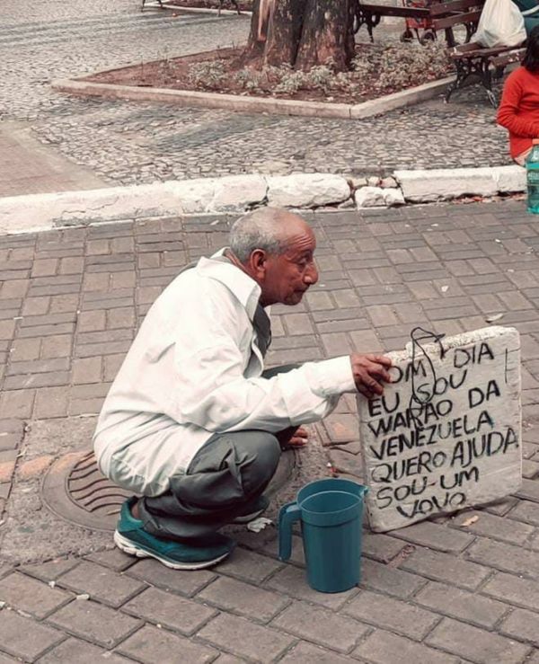 Venezuelano em feira no Centro de Vitória