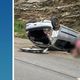 Imagem - Carro capota em acidente e duas pessoas ficam feridas em Cachoeiro
