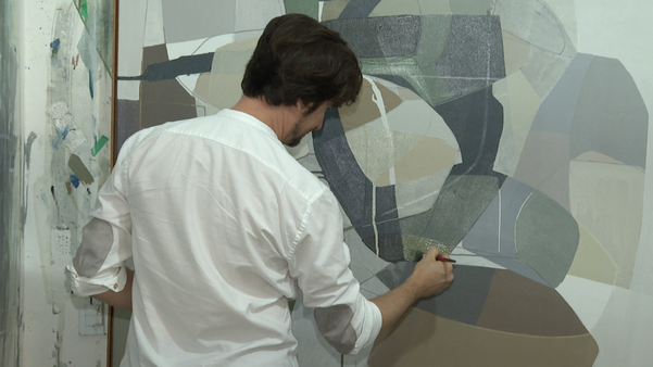 Moacyr Travaglia pinta quadros desde os 10 anos de idade por Carlos Barros