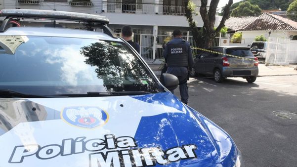 Área isolada perto da Praça do Cauê, em Vitória por Leitor | A Gazeta