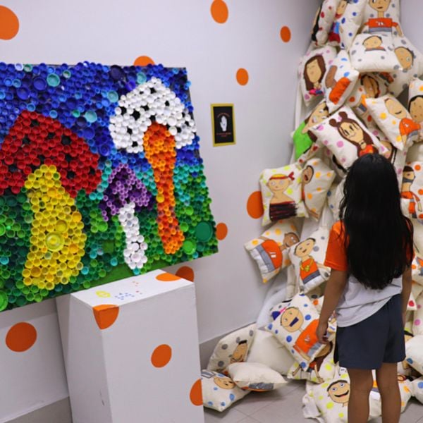 Instalada na Enseada do Suá, a Escola Monteiro possui uma estrutura física que oferece biblioteca com amplo acervo de livros, revistas, periódicos e vídeos, sala de artes e muito mais 
