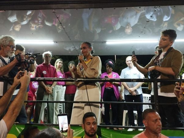 Marina Silva (Rede) defendeu democracia em evento de campanha de Lula (PT) em Vitória