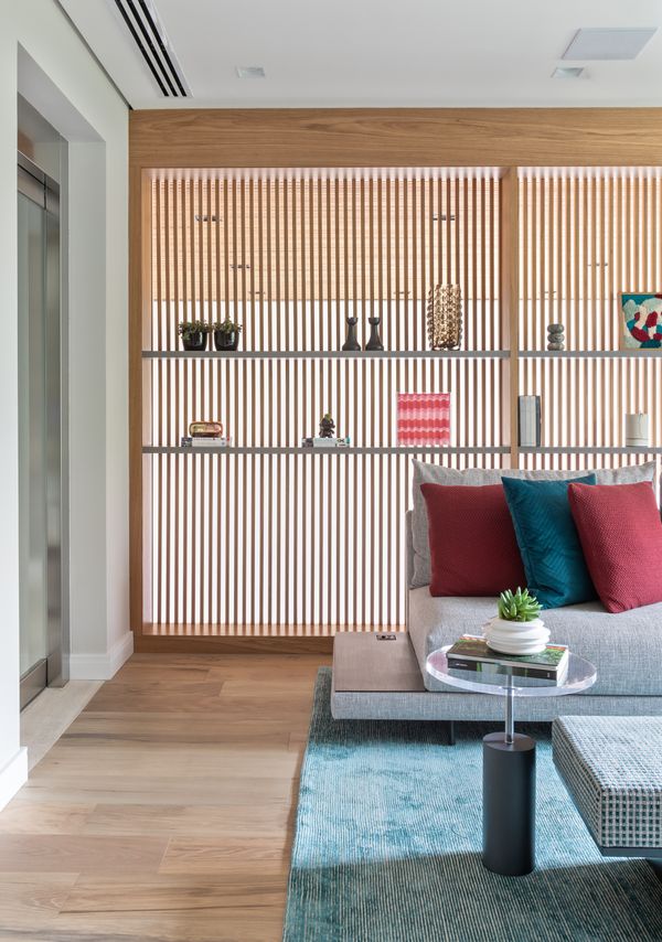 Projeto de decoração do escritório Macedo e Covolo Arquitetura por Evelyn Muller