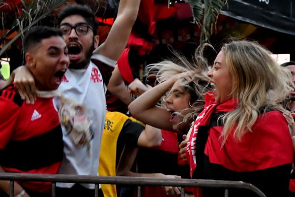 Flamengo vence o Atlético-PR por 1 a 0 e é tricampeão da Libertadores por Fernando Madeira
