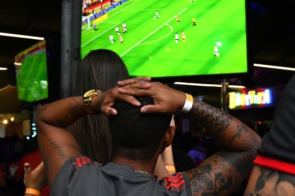 Flamengo vence o Atlético-PR por 1 a 0 e é tricampeão da Libertadores por Fernando Madeira
