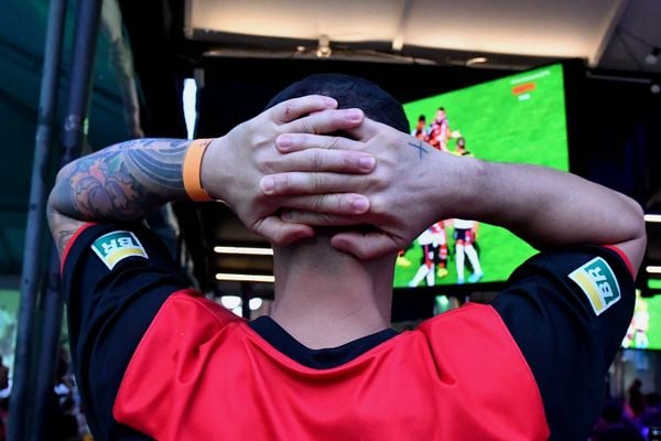 Flamengo vence o Atlético-PR por 1 a 0 e é tricampeão da Libertadores por Fernando Madeira