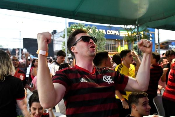 Flamengo vence o Atlético-PR por 1 a 0 e é tricampeão da Libertadores por Fernando Madeira