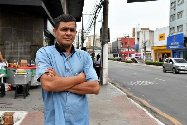 Marcelo Cabral, 41, auxiliar de despachante aduaneiro por Fernando Madeira