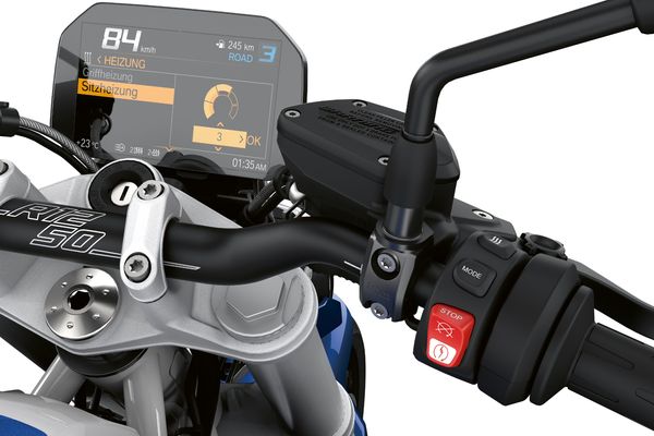 BMW R 1250 R evolui para levar mais satisfação na hora de pilotar
