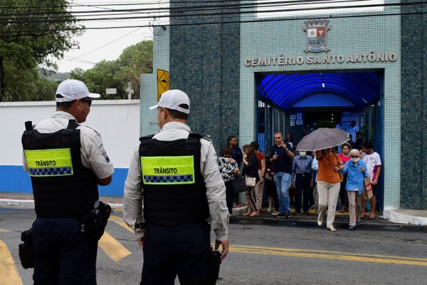 Cemitério de Santo Antônio em Vitória por Fernando Madeira