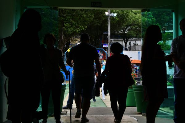 Cemitério de Santo Antônio em Vitória por Fernando Madeira