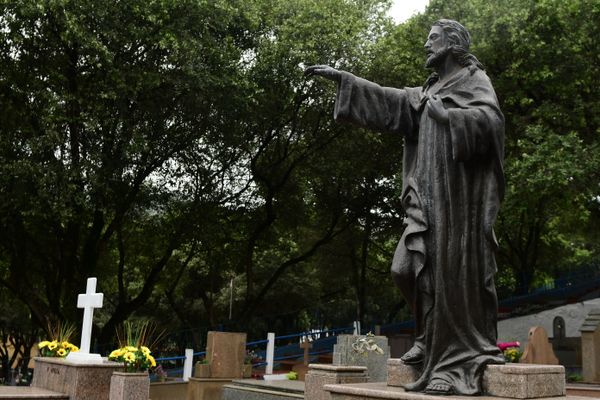 Cemitério de Santo Antônio em Vitória por Fernando Madeira