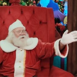 Chegada do papai noel nos shoppings da Grande Vitória