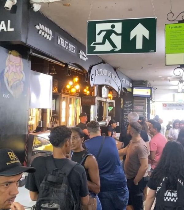 Os bares do Mercado agitam a capital de Minas Gerais após o expediente