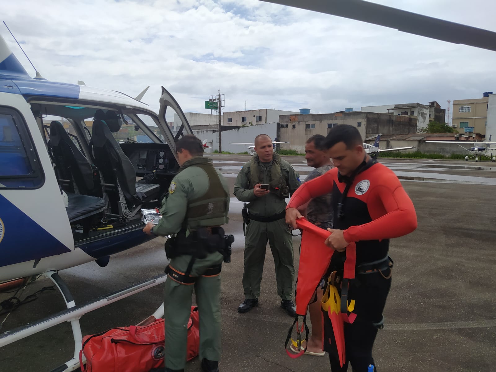 A Gazeta Vigilante é Resgatado Em Alto Mar Após Desaparecer Ao Pescar Em Guarapari 