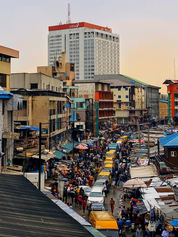 Mercado de Lagos, Nigéria. País africano ultrapassou o Brasil e é hoje o sexto mais populoso do mundo