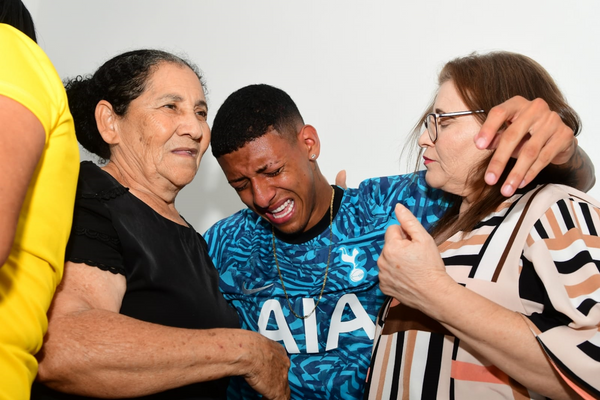 Família e amigos de Richarlison em Nova Venécia por Fernando Madeira