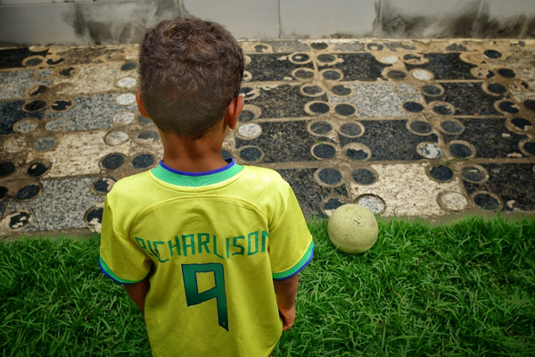 Família e amigos de Richarlison em Nova Venécia por Fernando Madeira