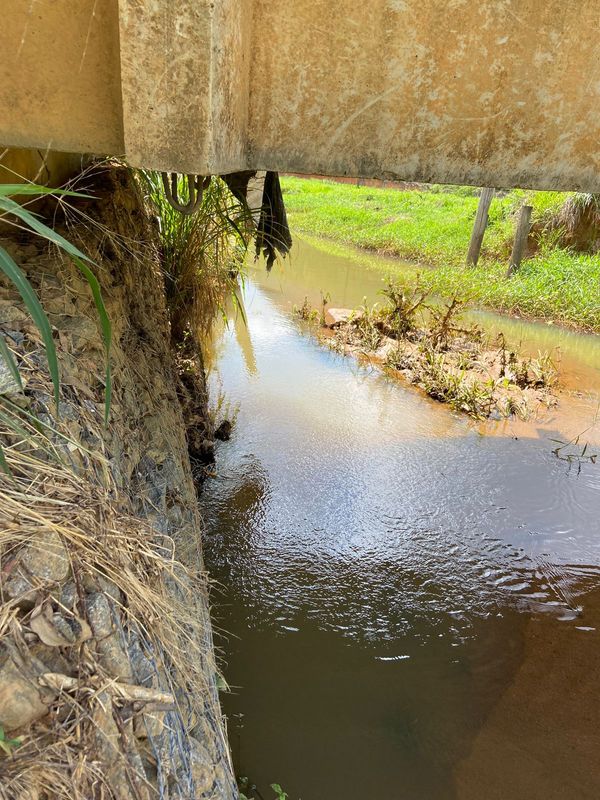Uma vistoria realizada por uma equipe  do Crea-ES identificou que a ponte em Japira, Linhares, apresenta fissuras  por Crea-ES