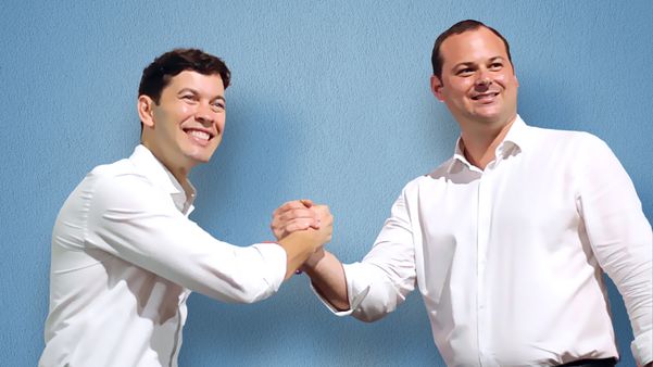 Prefeito e vice de Vila Velha, Arnaldinho Borgo e Dr. Victor Linhalis, são aliados e filiados ao Podemos