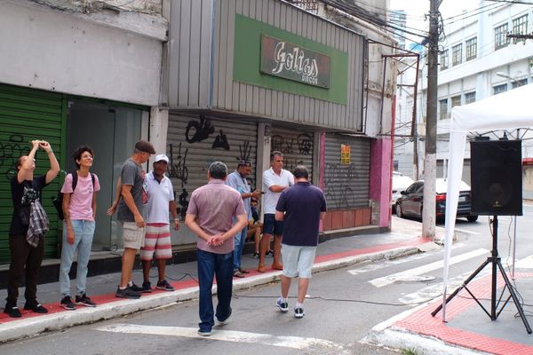 Viva Golias: discotecagem com vinil em homenagem a Valter Vieira da Silva, o Golias por Fernando Madeira