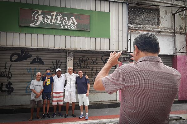 Viva Golias: discotecagem com vinil em homenagem a Valter Vieira da Silva, o Golias por Fernando Madeira