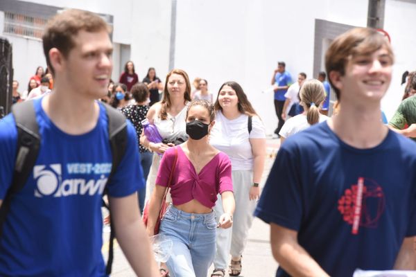 Movimento de candidatos aumenta na faculdade Faesa para o Enem 2022 por Carlos Alberto Silva