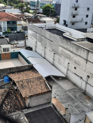 Arena que teria shows e jogos da Copa é interditada na Praia do Canto por Reprodução