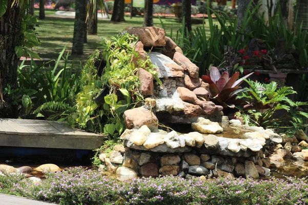 Uma estrutura completa para sua família, com diversos pontos que remetem ao relaxamento. por Vitor Recla